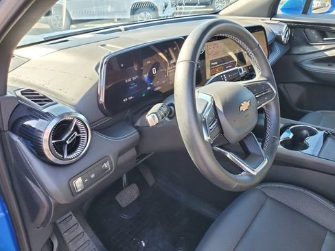 Certified 2024 Chevrolet Blazer EV LT AWD/4WD image 24