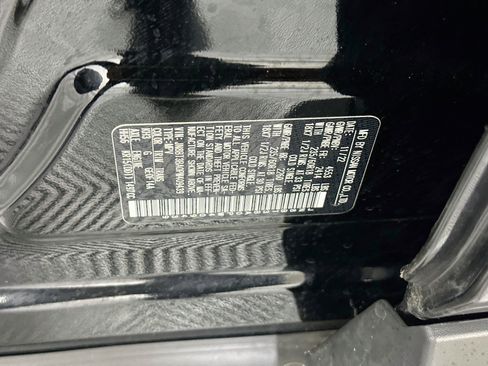 Used 2023 Nissan Rogue SV FWD image 12