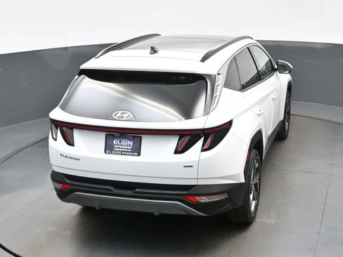 Certified 2023 Hyundai Tucson Limited AWD/4WD image 39