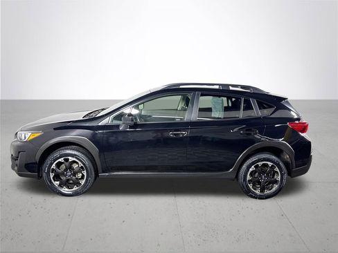 Used 2023 Subaru Crosstrek 2.0i Premium w/ Popular Package #3 image 9