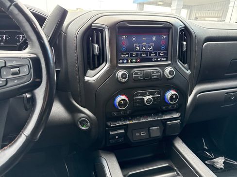 Used 2021 GMC Sierra 1500 AT4 image 22