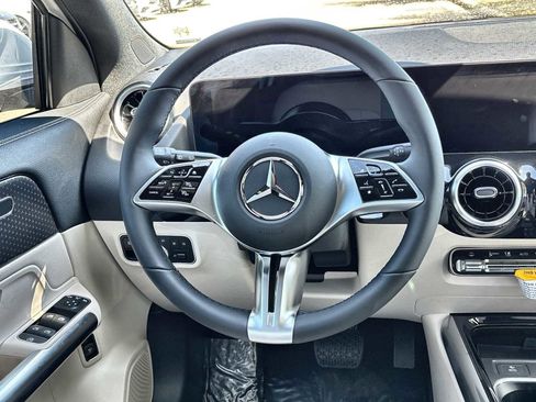 New 2026 Mercedes-Benz GLA 250 image 21