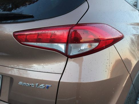 Used 2017 Hyundai Tucson Sport image 41