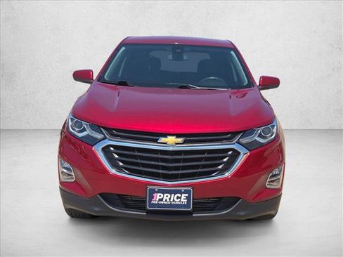Used 2020 Chevrolet Equinox LT FWD image 2
