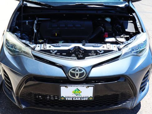 Used 2017 Toyota Corolla SE w/ SE Premium Package FWD image 56
