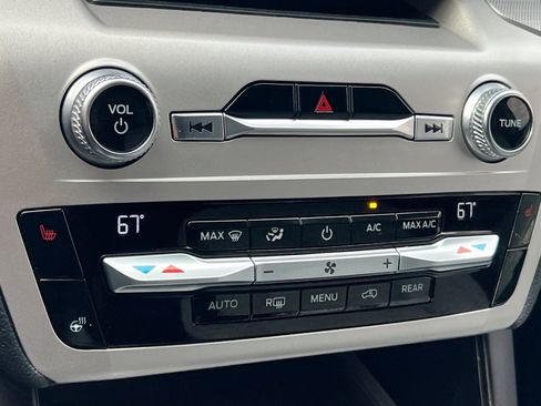 Used 2021 Ford Explorer XLT w/ Equipment Group 202A image 22