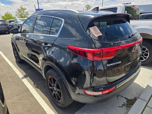 Used 2019 Kia Sportage LX w/ LX Popular Package AWD/4WD image 2