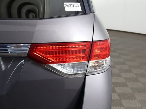 Used 2016 Honda Odyssey EX-L image 17