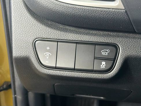Used 2024 Kia Seltos SX w/ SX Sunroof Package AWD/4WD image 12