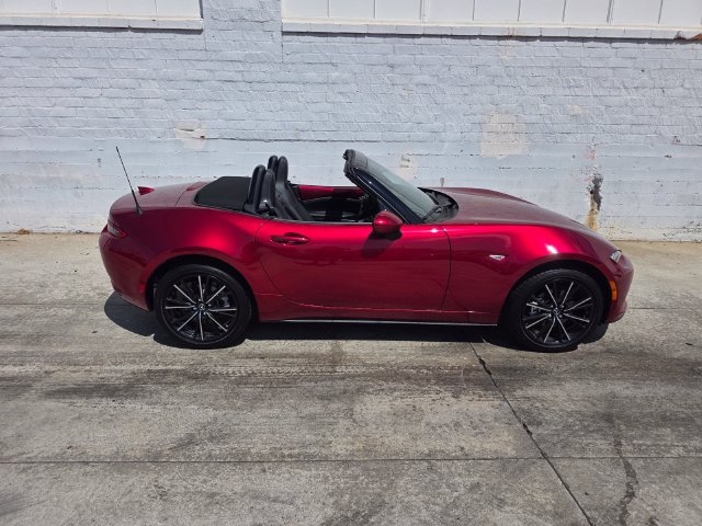 New 2026 MAZDA MX-5 Miata Grand Touring w/ Weather Package RWD image 3