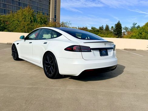 Used 2022 Tesla Model S Standard Range AWD/4WD image 11