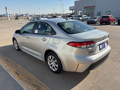 New 2026 Toyota Corolla LE image 9