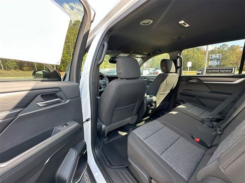 New 2026 GMC Acadia Elevation w/ LPO, Floor Liner Package image 17