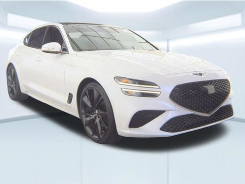 Used 2023 Genesis G70 2.0T w/ Sport Prestige Package RWD image 5