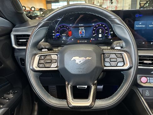 Used 2025 Ford Mustang GT Premium RWD image 18