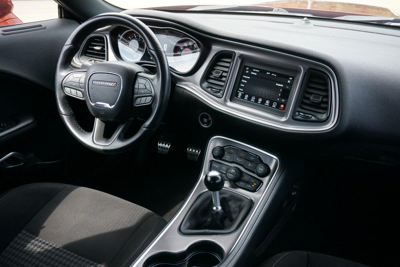 Used 2021 Dodge Challenger R/T RWD image 33