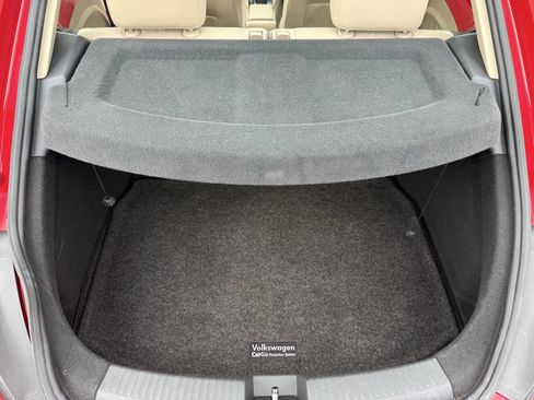 Used 2014 Volkswagen Beetle 1.8T image 35
