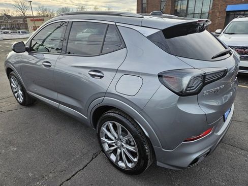Certified 2024 Buick Encore GX Avenir image 5