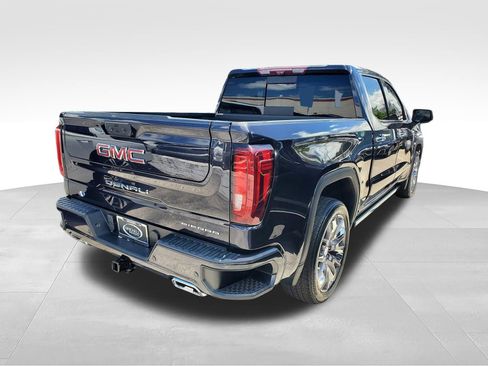 Used 2023 GMC Sierra 1500 Denali w/ Denali Reserve Package AWD/4WD image 3