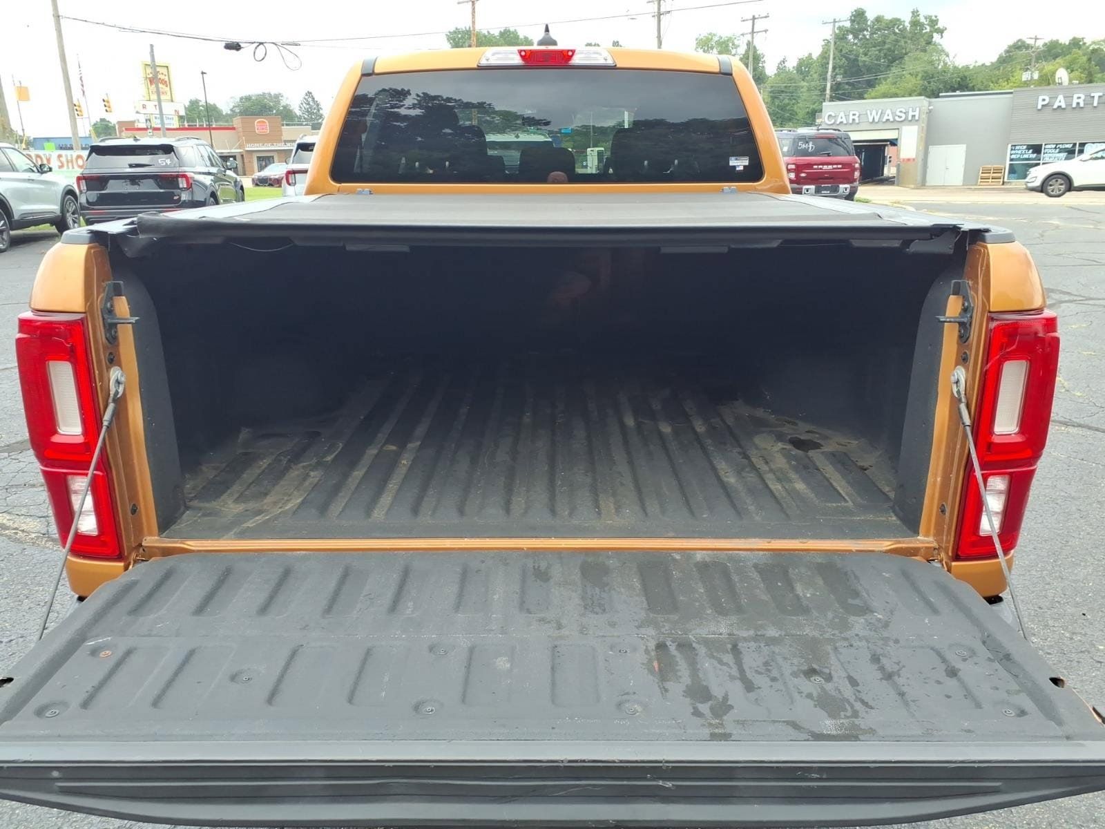 Used 2020 Ford Ranger XLT w/ Equipment Group 301A Mid AWD/4WD image 9