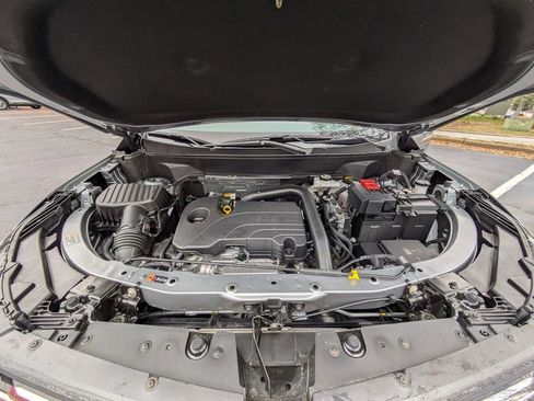 Used 2025 Chevrolet Equinox LT image 30