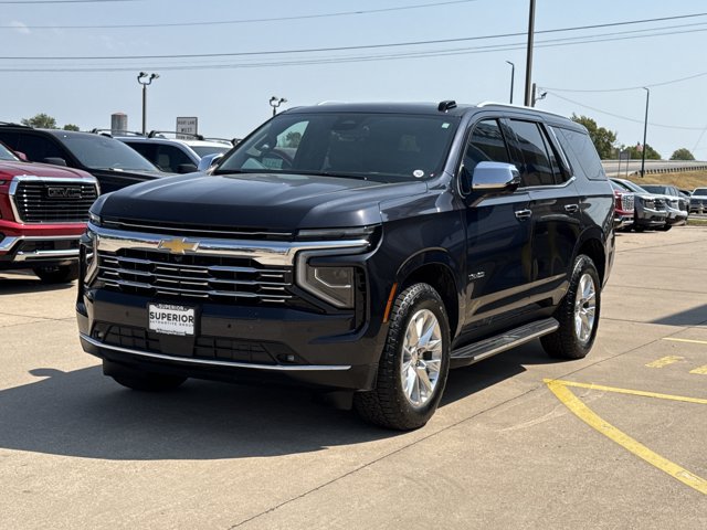 Used 2025 Chevrolet Tahoe Premier AWD/4WD image 16