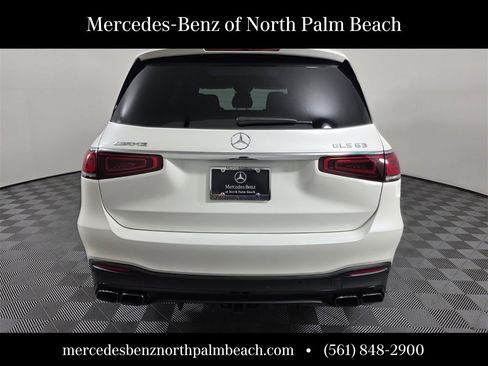 Used 2023 Mercedes-Benz GLS 63 AMG 4MATIC image 5