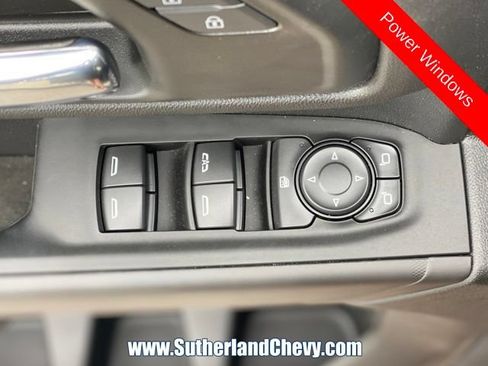 Used 2026 Chevrolet Silverado 1500 Custom Trail Boss AWD/4WD image 18