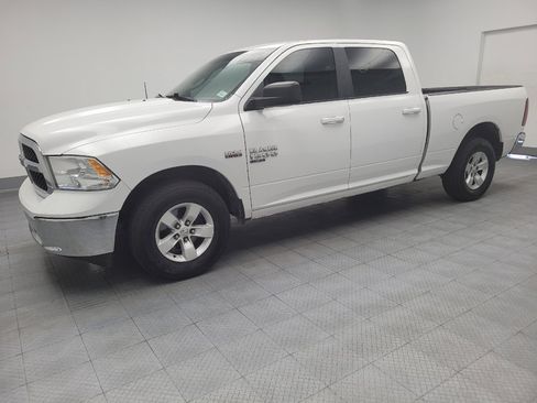 Used 2019 RAM 1500 Classic SLT RWD image 2