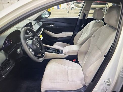 Used 2024 Honda Accord LX image 10