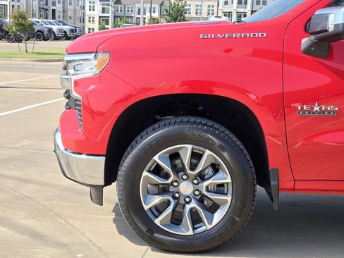 New 2026 Chevrolet Silverado 1500 LT w/ Texas Edition Plus AWD/4WD image 10