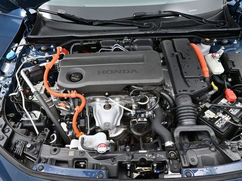 Used 2025 Honda Civic FWD Hybrid Sedan image 32
