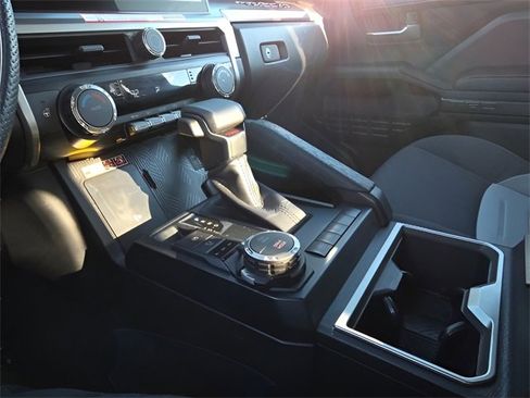 Used 2024 Toyota Tacoma TRD Sport w/ TRD Sport Upgrade Package image 27