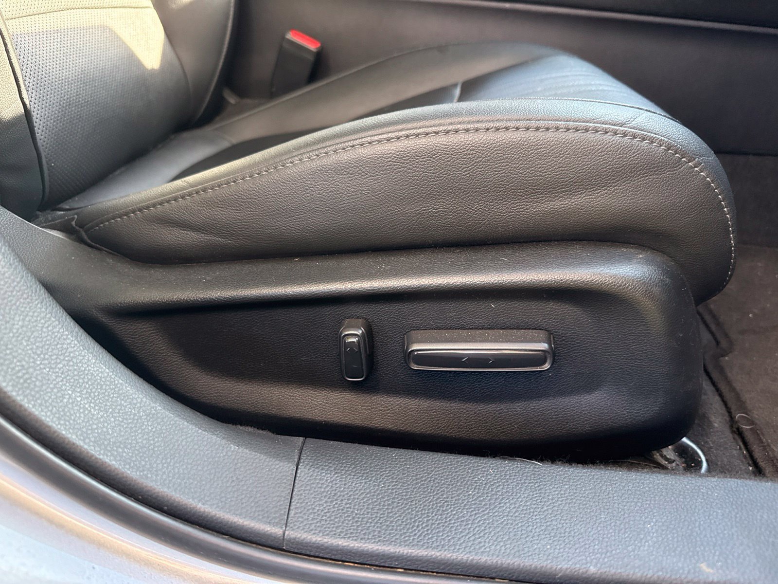 Used 2019 Honda Accord EX-L image 17