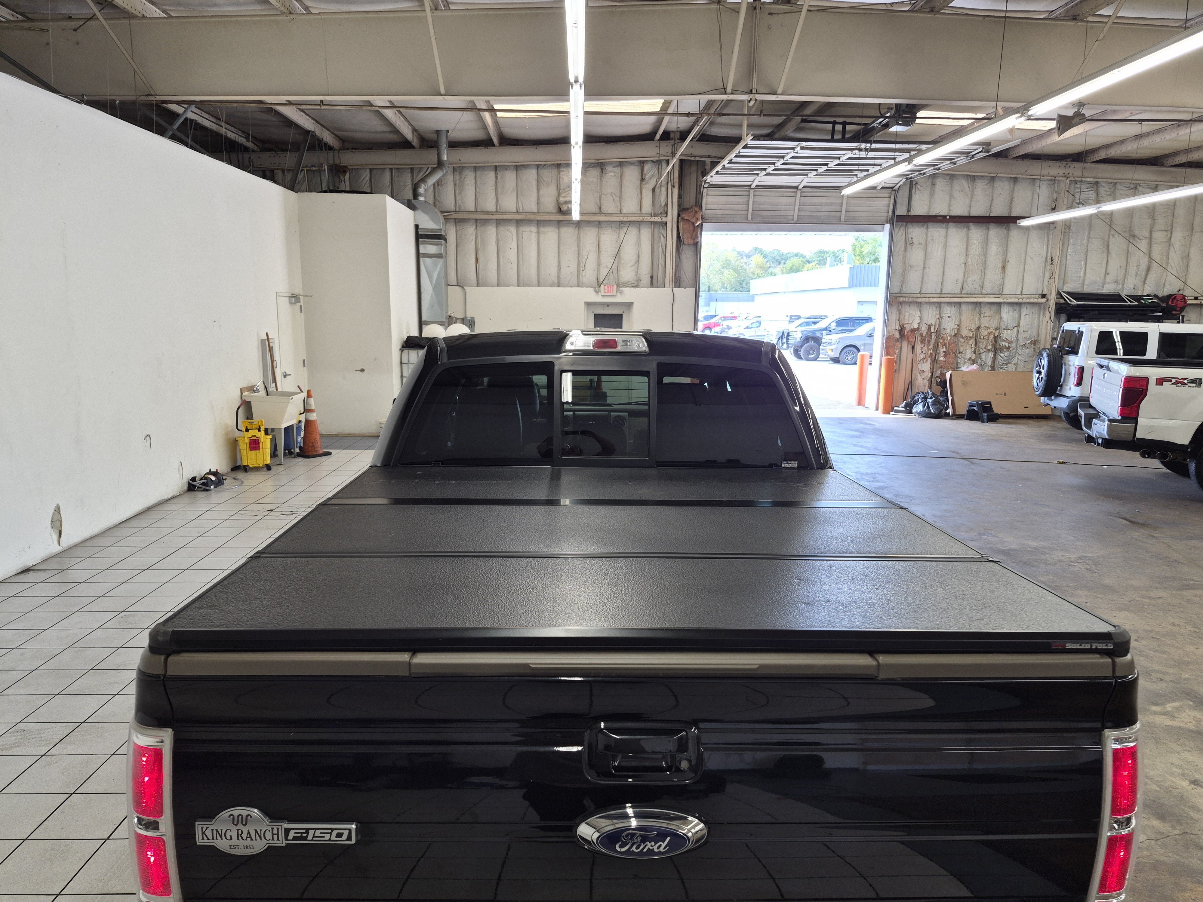 Used 2014 Ford F150 King Ranch w/ King Ranch Luxury Package AWD/4WD image 7
