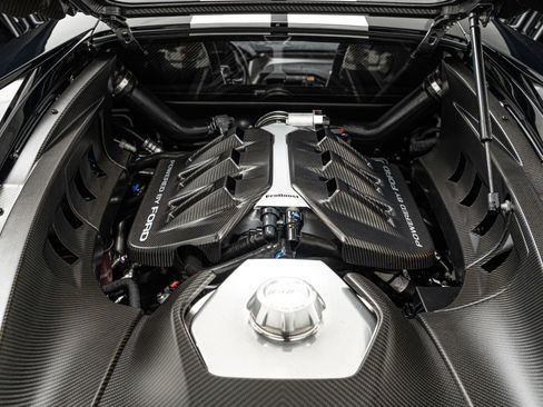 Used 2020 Ford GT image 12