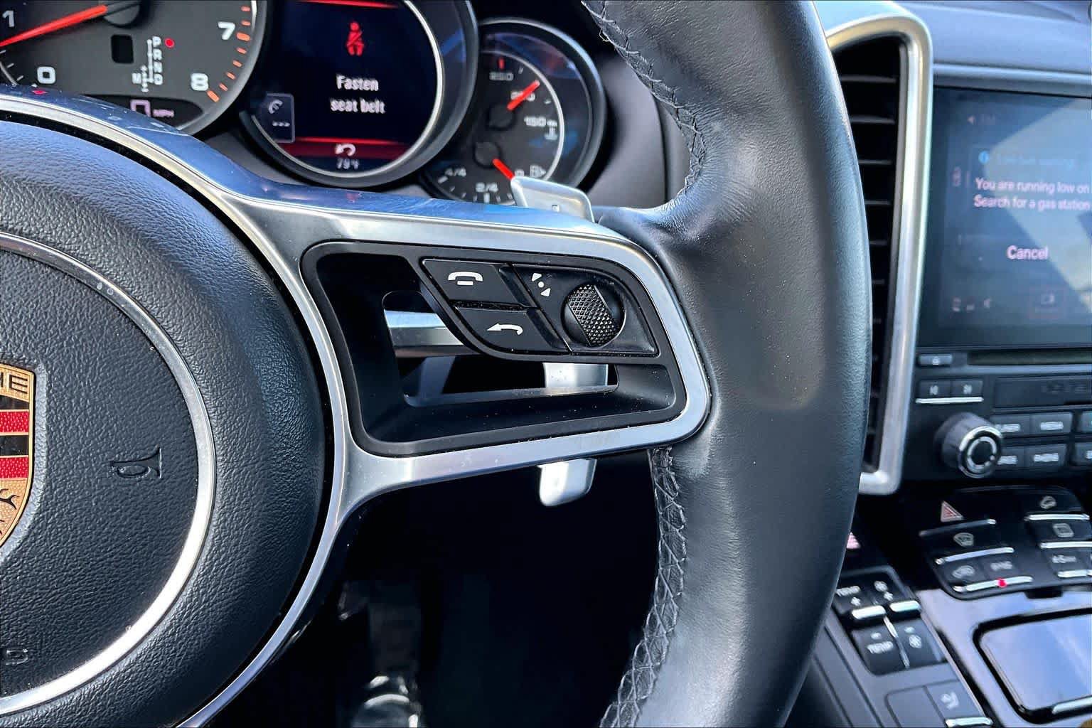 Used 2018 Porsche Cayenne Platinum Edition AWD/4WD image 24