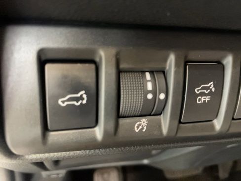 Used 2024 Subaru Outback Limited AWD/4WD image 17