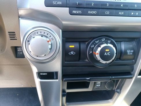 Used 2013 Toyota 4Runner SR5 w/ Convenience Pkg AWD/4WD image 39