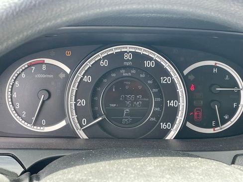 Used 2016 Honda Accord LX image 10