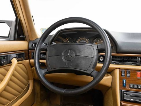 Used 1991 Mercedes-Benz 350 SD image 9