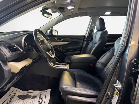 Used 2022 Subaru Ascent Limited w/ Technology Package image 12