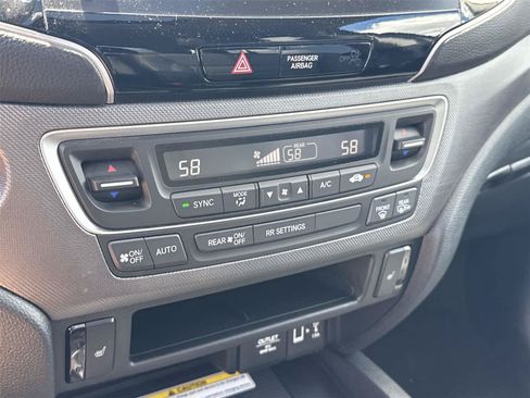 Used 2023 Honda Ridgeline RTL-E image 32