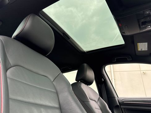 Used 2019 Volkswagen GTI Rabbit Edition image 14