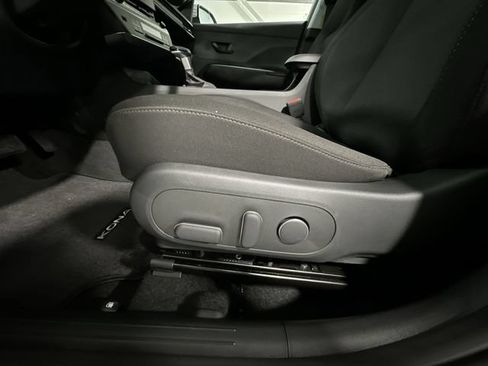 Used 2024 Hyundai Kona SEL AWD/4WD image 14