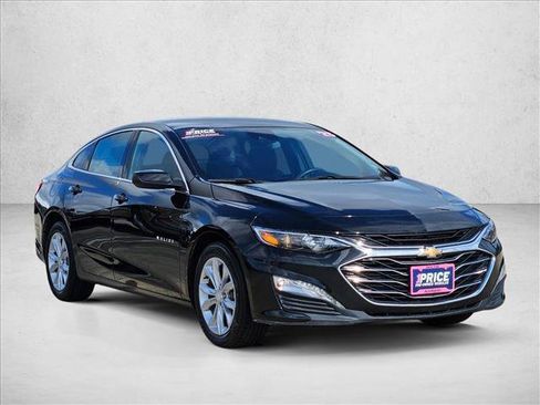 Used 2025 Chevrolet Malibu LT FWD image 3