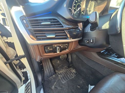 Used 2018 BMW X5 xDrive40e image 11