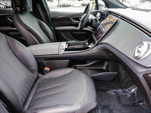 Used 2023 Mercedes-Benz EQS 450+ 4MATIC SUV image 17