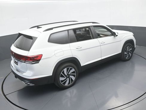 Used 2024 Volkswagen Atlas SE FWD image 55