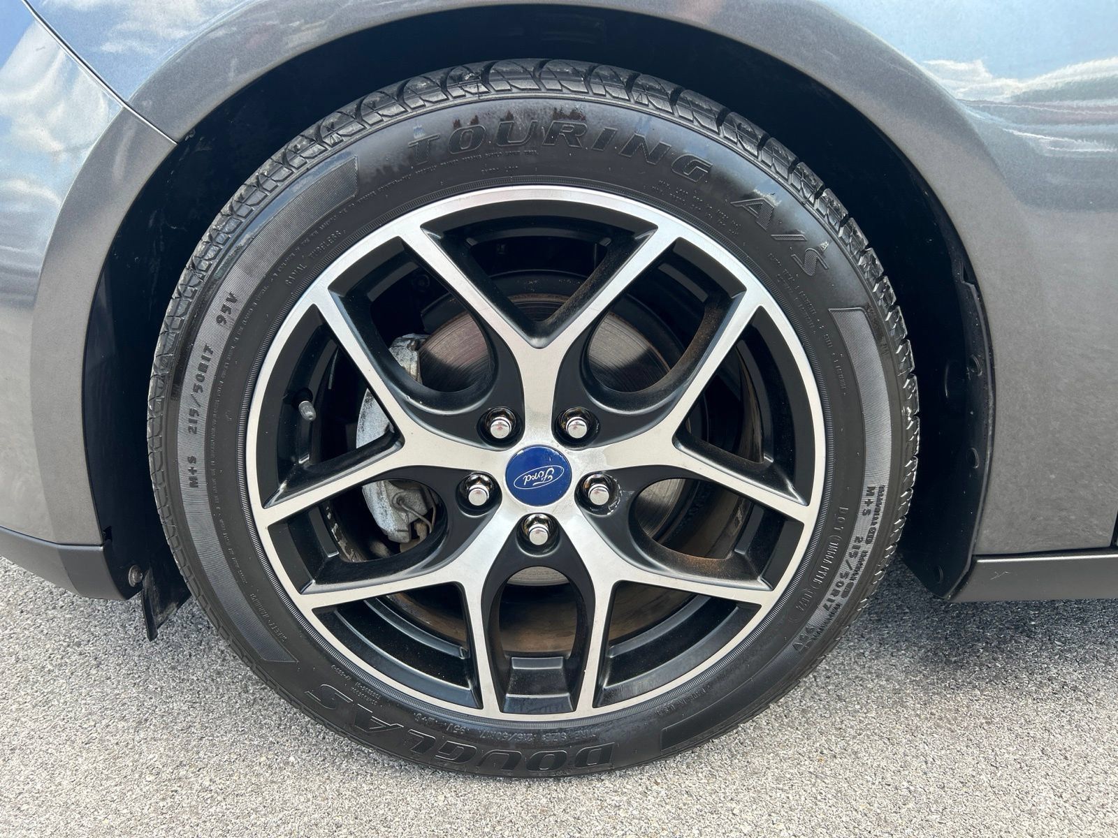 Used 2017 Ford Focus SEL FWD image 10